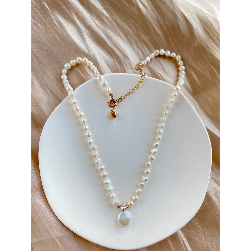 Hand knotted Fresh water pearl zircon Pendant Necklace